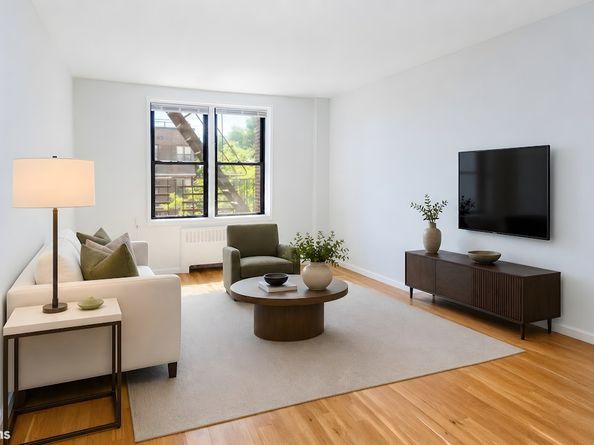 525 West 235th Street 6C, Bronx NY 10463