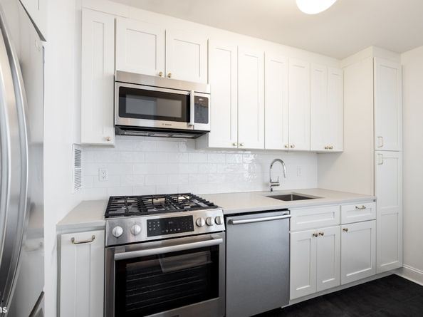 345 East 52nd Street 5G, New York NY 10022
