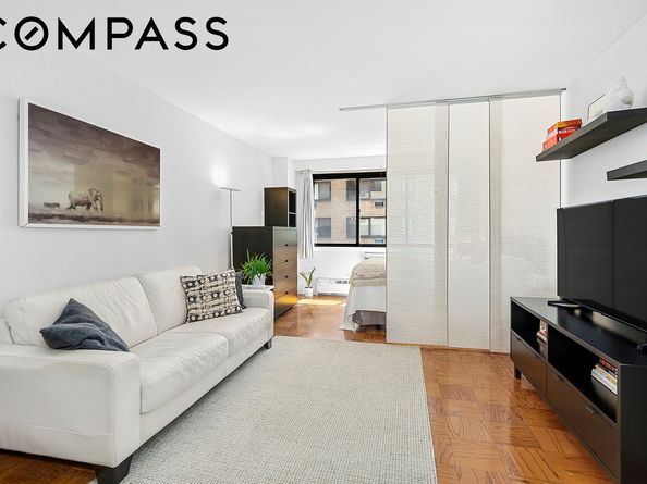 16 West 16th Street 5HN, New York NY 10011