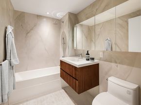 355 West 39th Street 8B, New York NY 10018