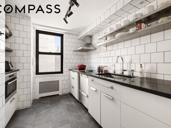 1065 Park Avenue 10CD, New York NY 10128