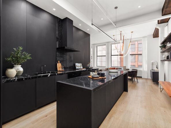 7 Bond Street 4D, New York NY 10012