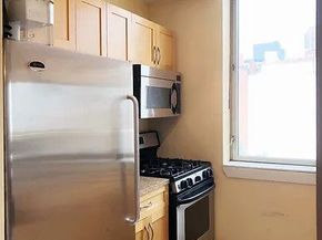 250 East 30th Street 8B, New York NY 10016