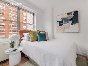 205 3rd Avenue 12P, New York NY 10003