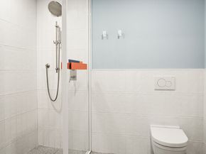 547 West 47th Street 1102, New York NY 10036