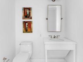 530 Park Avenue 17A, New York NY 10065