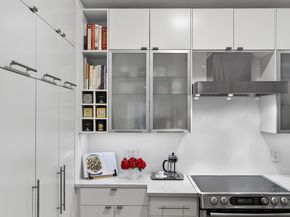 146 East 49th Street 9B, New York NY 10017
