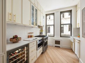 36 Gramercy Park E 3W, New York NY 10003