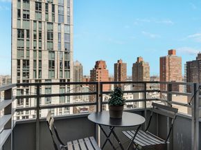 360 East 88th Street 22C, New York NY 10128