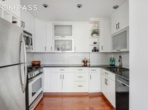 360 East 88th Street 22C, New York NY 10128