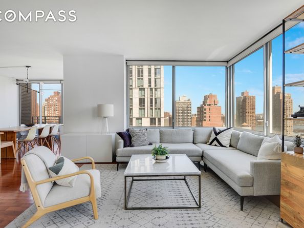 360 East 88th Street 22C, New York NY 10128