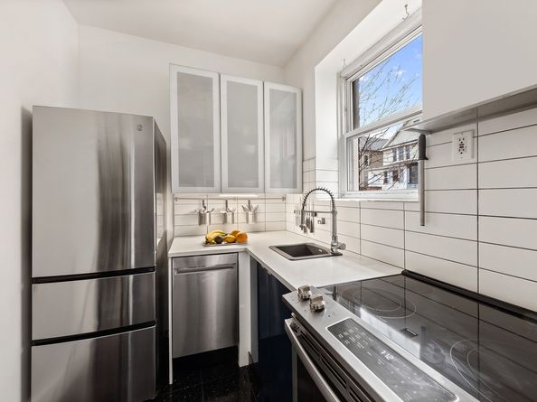 10104 4th Avenue 1D, Brooklyn NY 11209