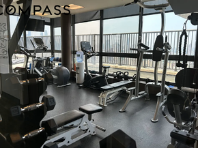 171 East 84th Street 7B, New York NY 10028