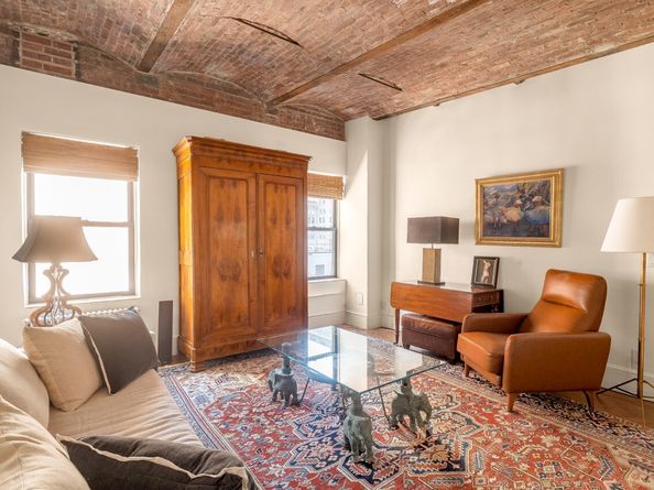 205 West 57th Street 11CD, New York NY 10019