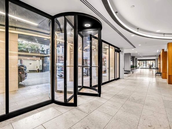340 East 64th Street 6L, New York NY 10065