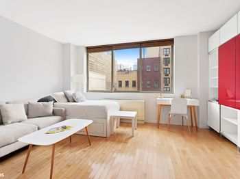250 East 30th Street
