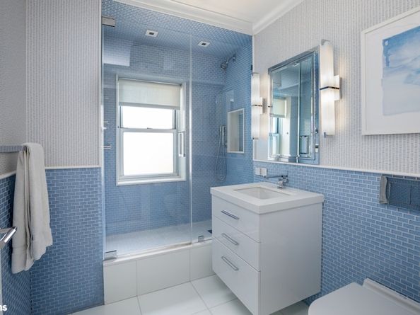 150 East 69th Street 4M, New York NY 10021