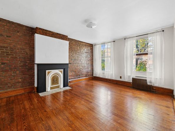 359 Carlton Avenue, Brooklyn NY 11238