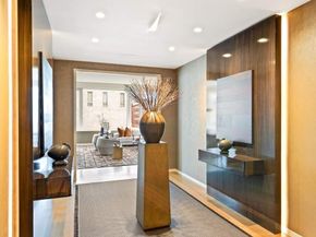 350 West Broadway 5th Floor, New York NY 10013