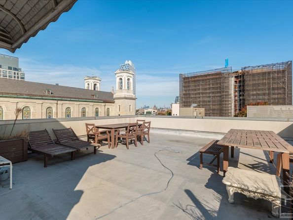 727 Dean Street 2F, Brooklyn NY 11238