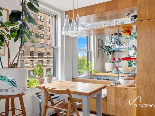 310 West 72nd Street 5F, New York NY 10023