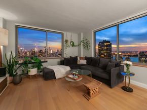 101 West 67th Street 52E, New York NY 10023