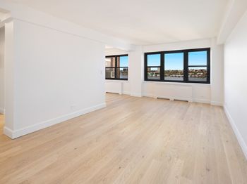11 Riverside Drive