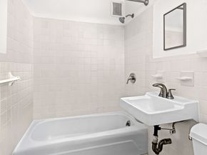 90 Gold Street 21G, New York NY 10038