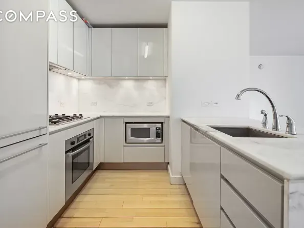 322 West 57th Street 38Q, New York NY 10019