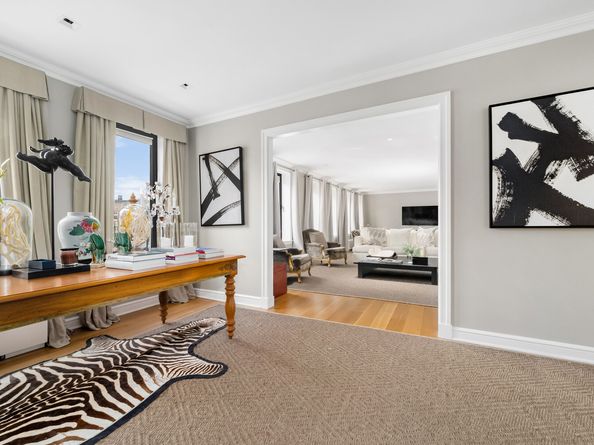 15 East 69th Street 16A, New York NY 10021