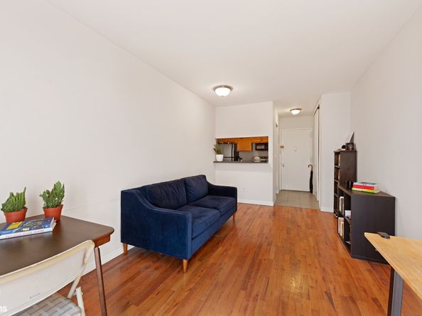 350 West 14th Street 5A, New York NY 10014