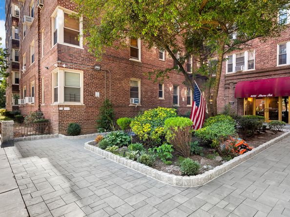 9281 Shore Road 602, Brooklyn NY 11209