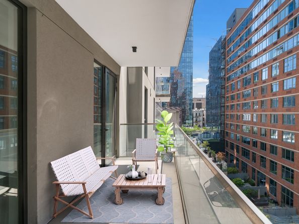 522 West 29th Street 5B, New York NY 10001