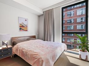 522 West 29th Street 5B, New York NY 10001