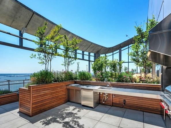 50 West Street 15C, New York NY 10006