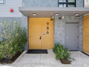 986 South Van Ness Avenue 303, San Francisco CA 94110