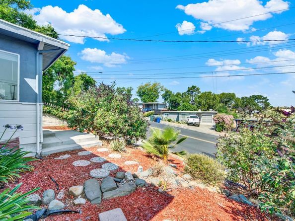 2876 Hilltop Road, Concord CA 94520