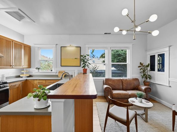 1117 Hearst Avenue, Berkeley CA 94702
