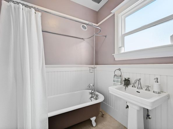 1117 Hearst Avenue, Berkeley CA 94702