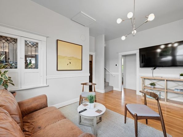 1117 Hearst Avenue, Berkeley CA 94702