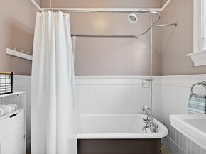 1117 Hearst Avenue, Berkeley CA 94702