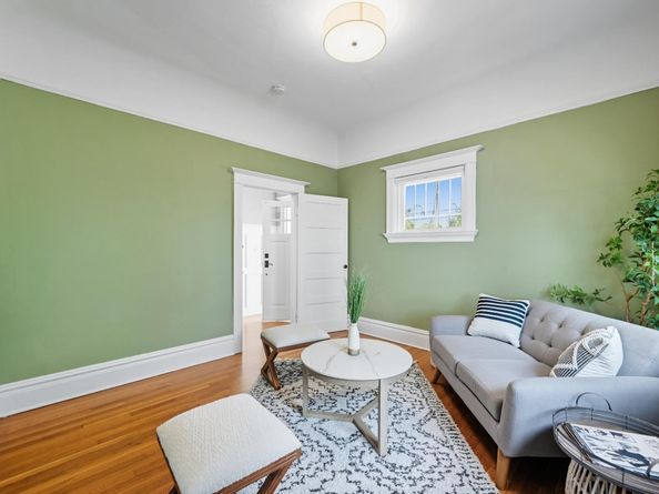 1117 Hearst Avenue, Berkeley CA 94702