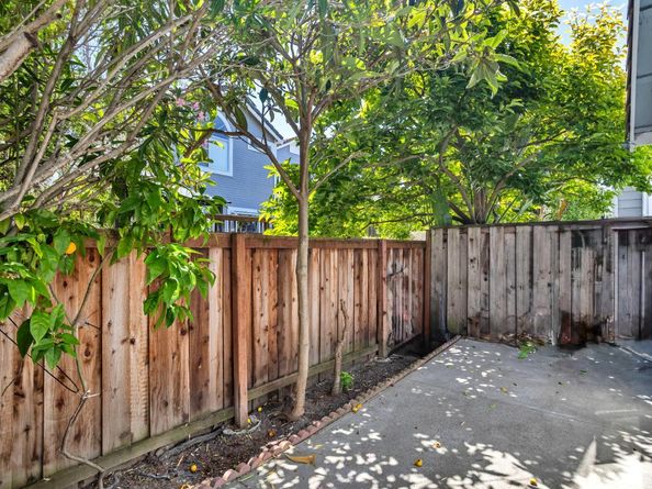359 Wildrose Circle, Pinole CA 94564