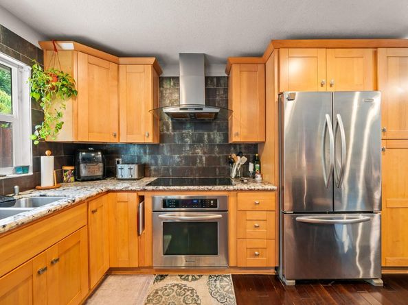 506 Midway Court, Martinez CA 94553