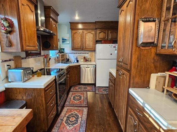 3030 Dohr Street, Berkeley CA 94702