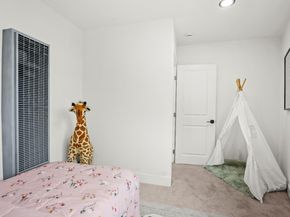 370 Clara Street, Oakland CA 94603