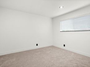 370 Clara Street, Oakland CA 94603