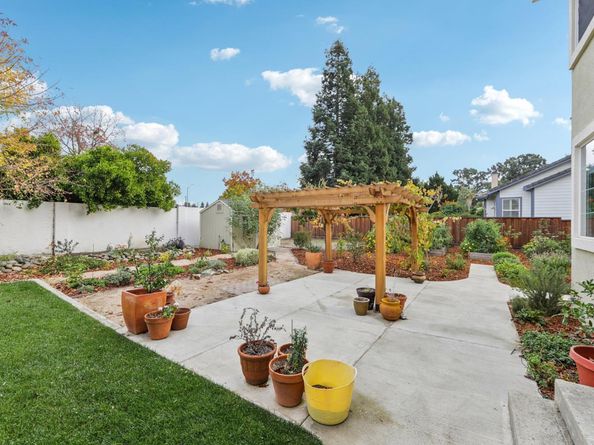 1767 Embassy Circle, Livermore CA 94550