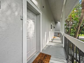 11863 Wimbledon Circle 512, Wellington FL 33414