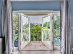 1251 NE 32nd St, Oakland Park FL 33334